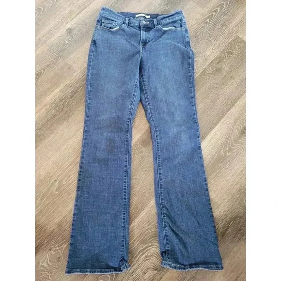 Levi's Classic Bootcut Jeans women's size‎ 6 - Picture 1 of 4